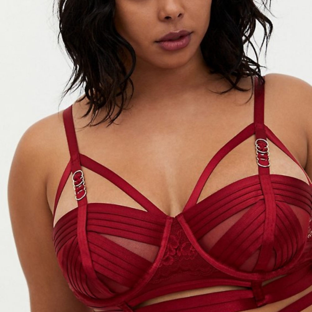 Dark red lace bralette size 1x